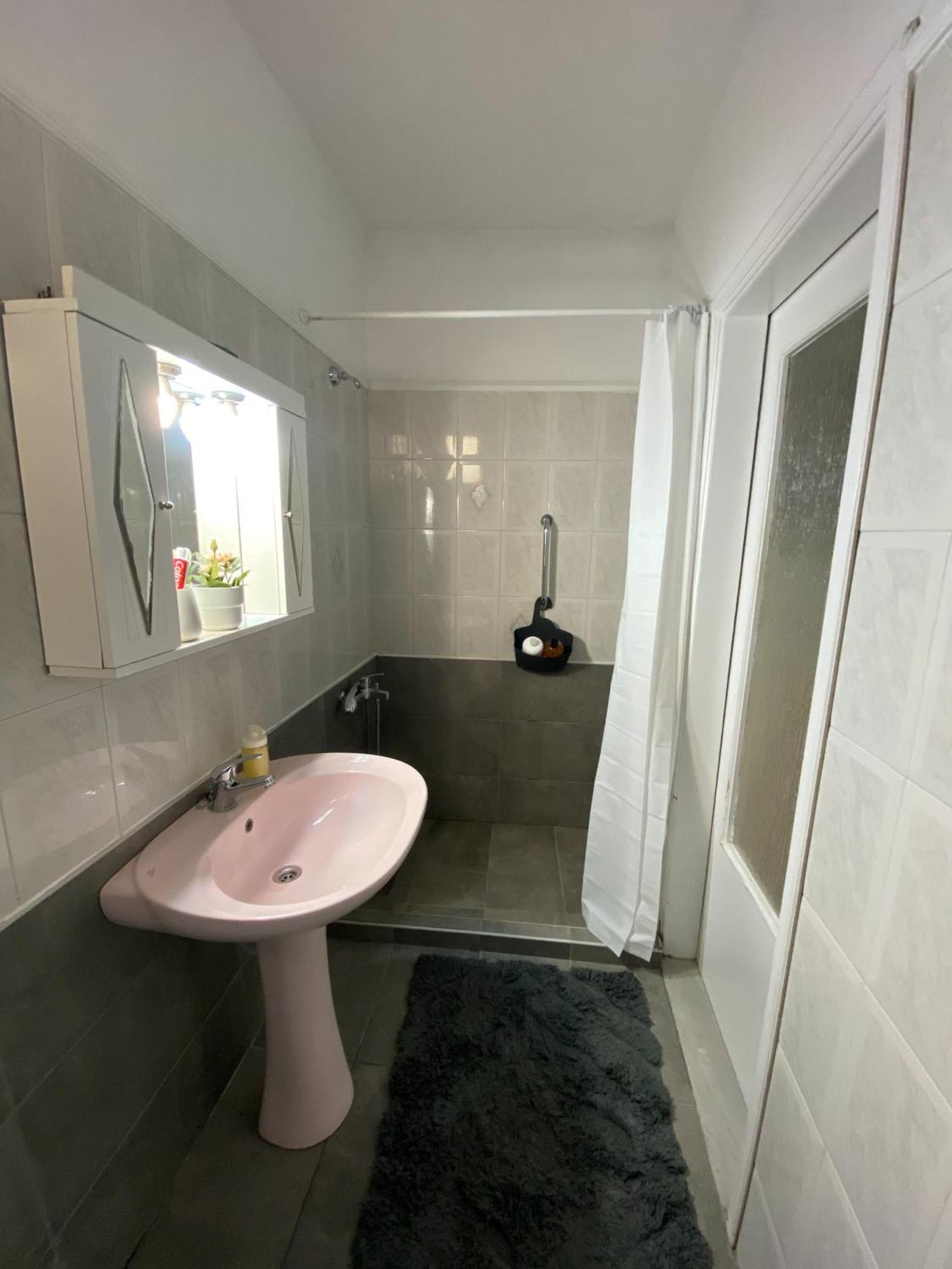 Port House Apartment Zakynthos Town Exterior photo